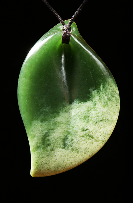 Contemporary NZ Jade Pendant FlowerJade2 Contemporary NZ Flower Jade Pendant